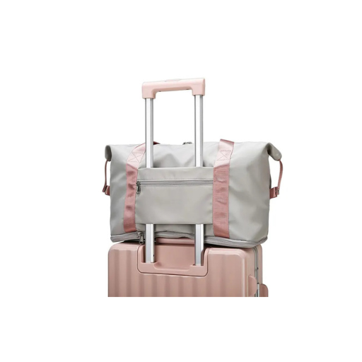 Foldable travel bag
